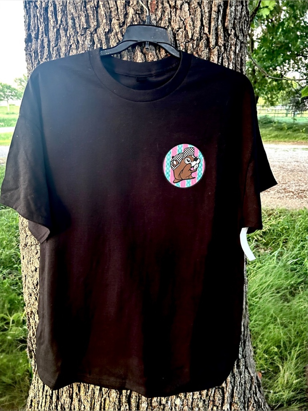Black Buc-ees t-shirt front/back designs unisex